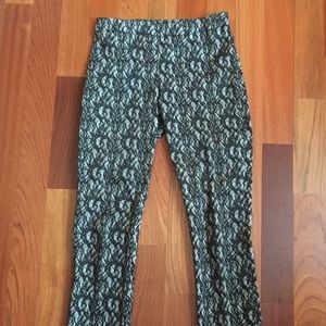 Kenneth Cole, cotton w/ spandex, size 4